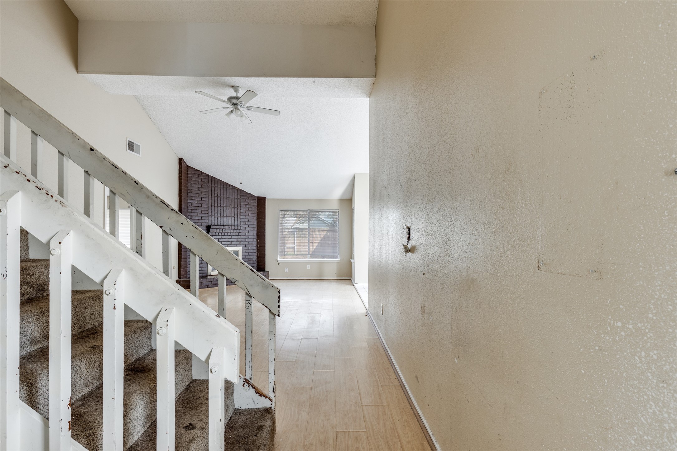 24010 Landing Way Drive Property Photo 6