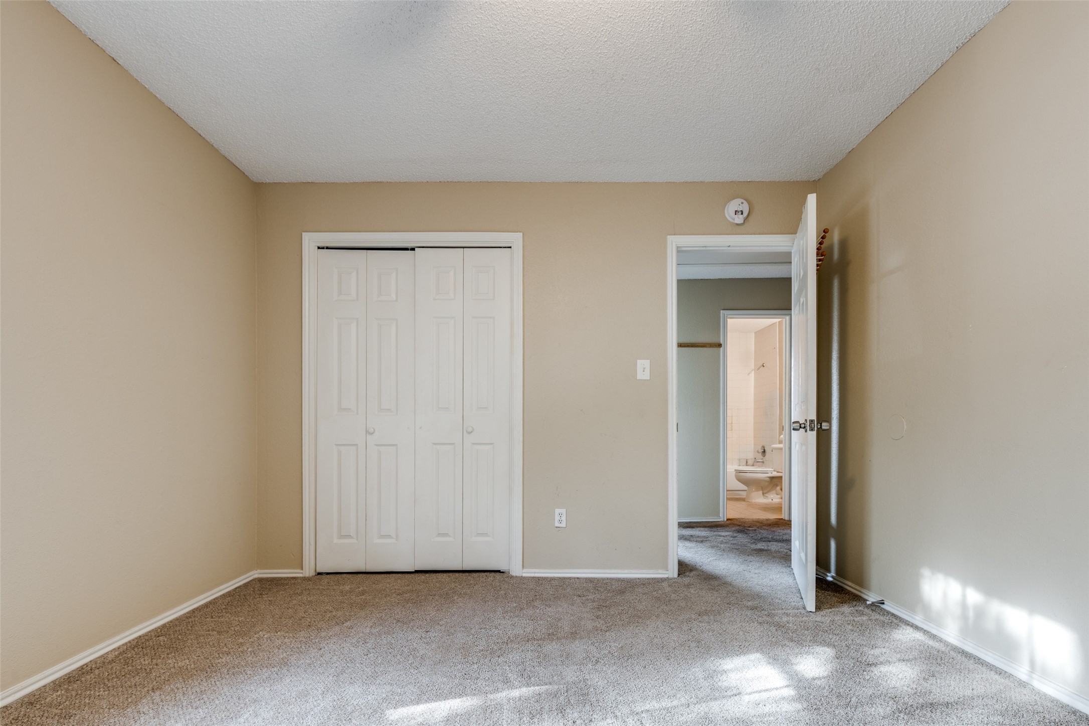 24010 Landing Way Drive Property Photo 15