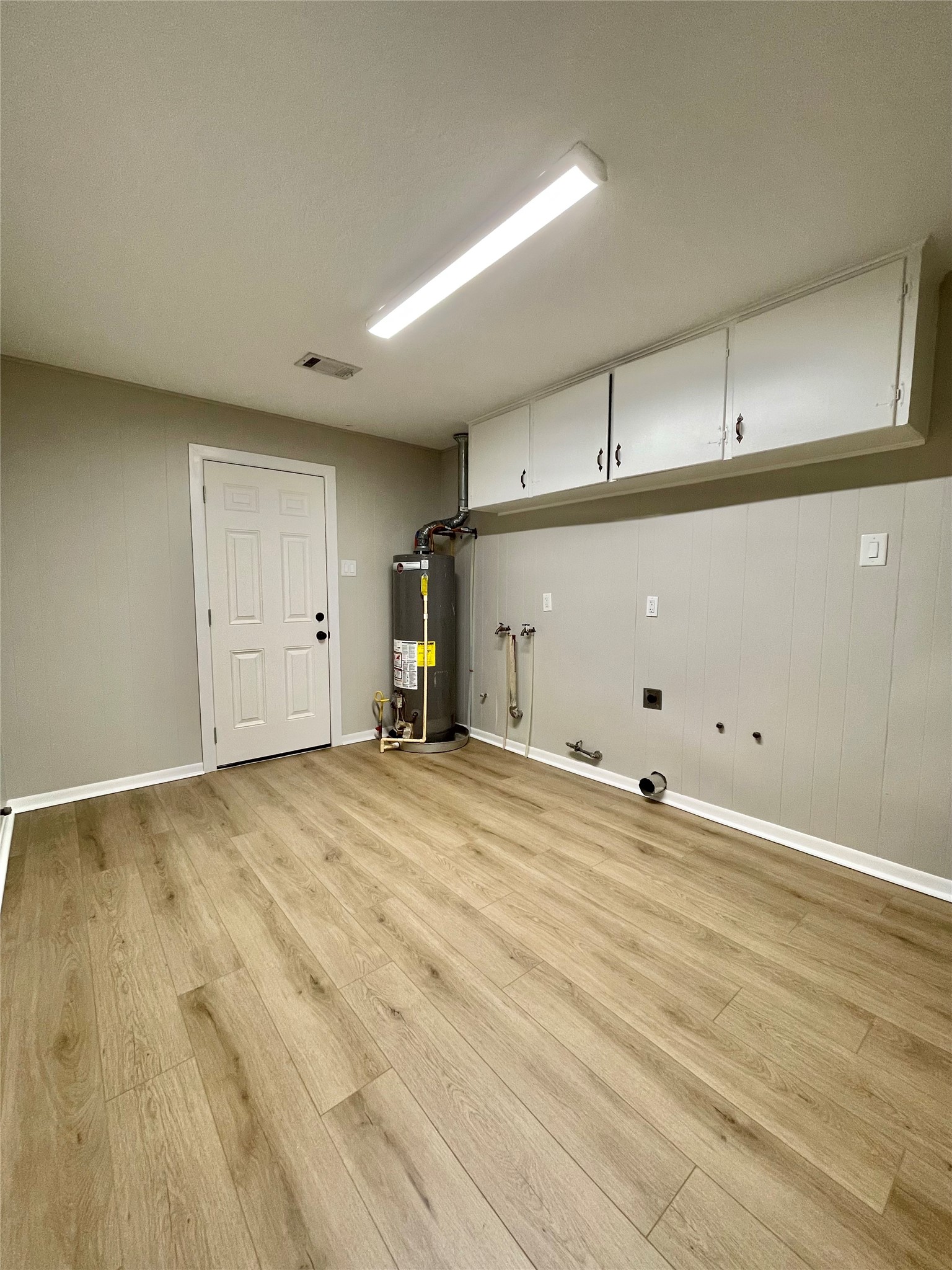 817 N Valderas Street Property Photo 22