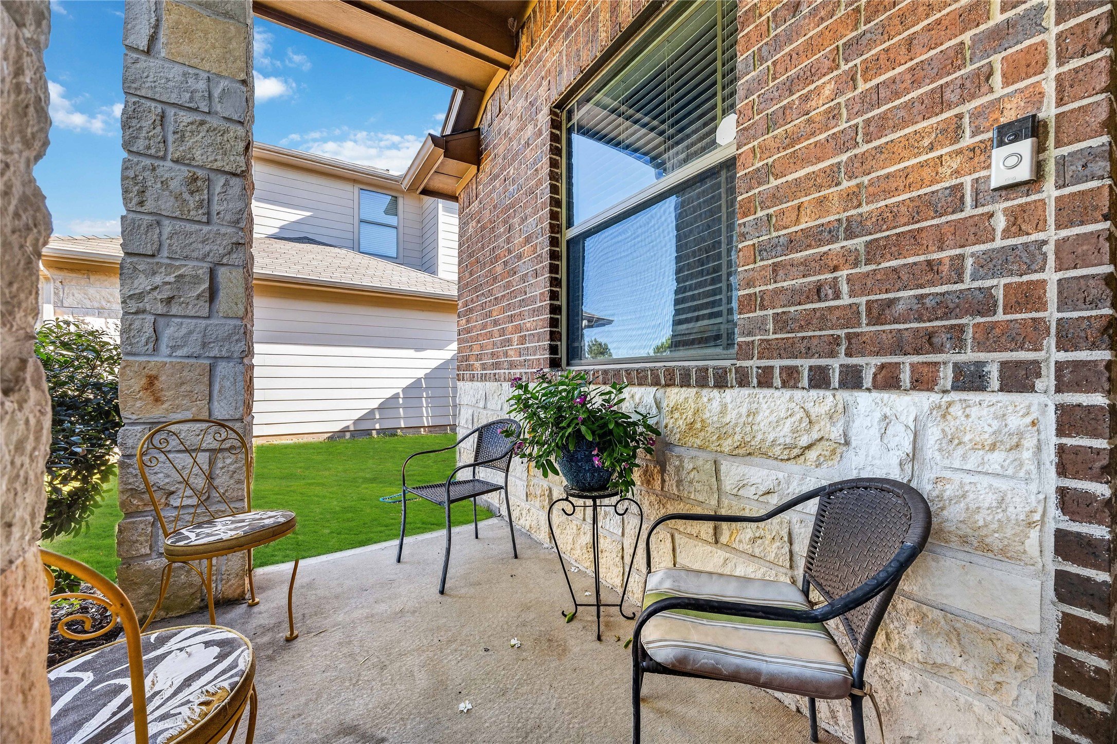 4191 Waukegan Road Property Photo 2