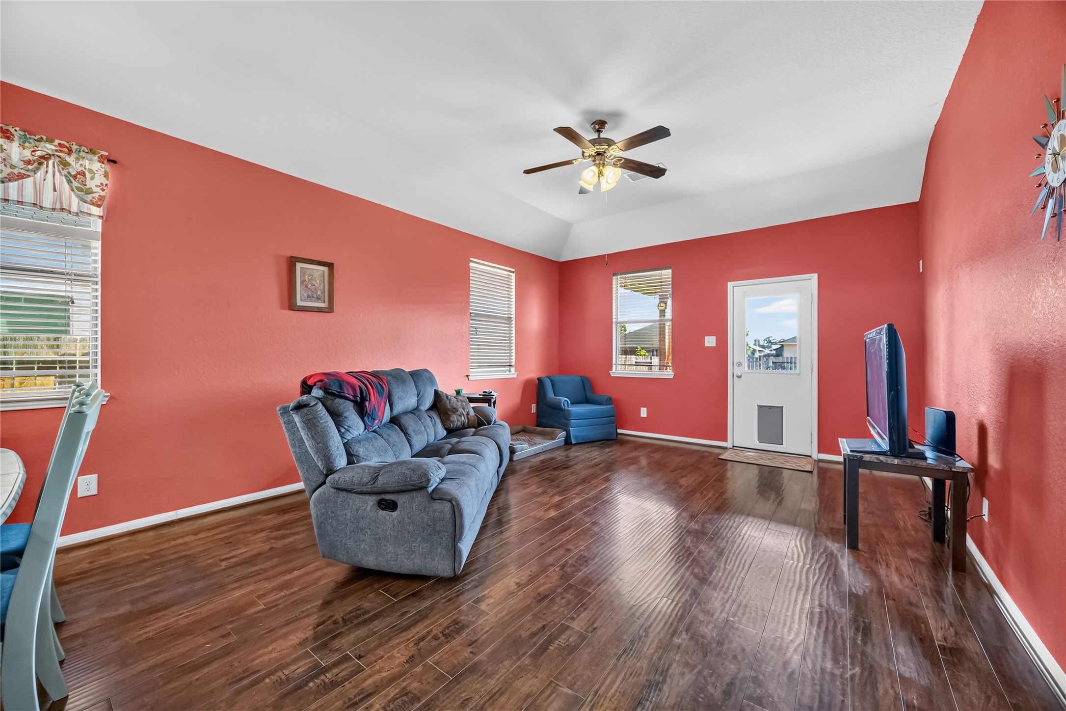 4191 Waukegan Road Property Photo 12