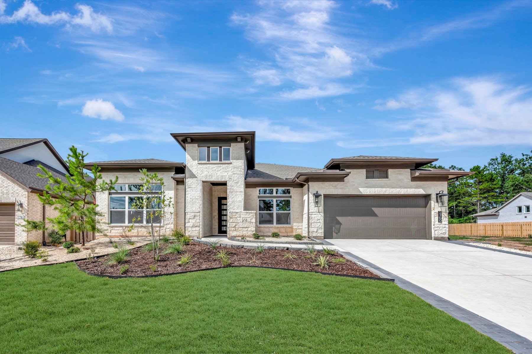 1760 Howler Way Property Photo