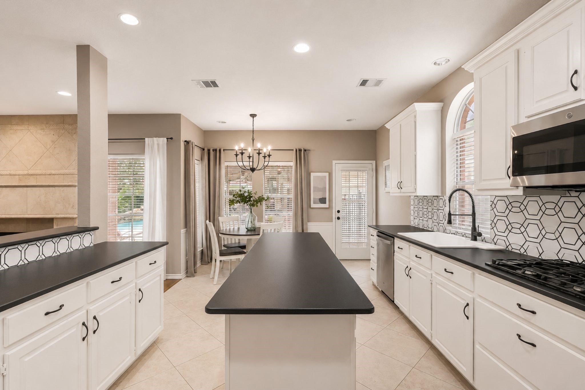 1511 Goodnight Court Property Photo 10