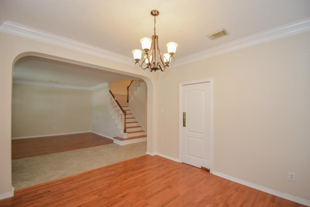 910 Chinni Court Property Photo 5