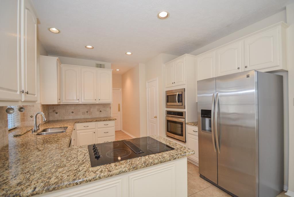 910 Chinni Court Property Photo 13