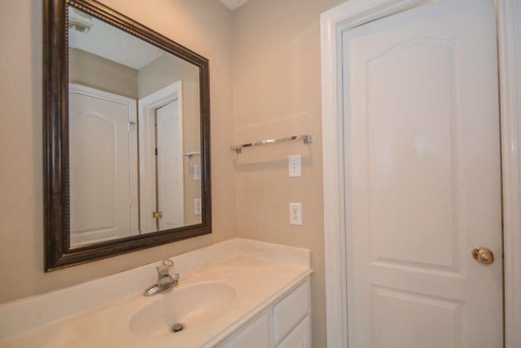 910 Chinni Court Property Photo 23