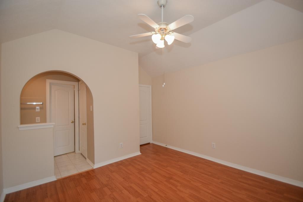 910 Chinni Court Property Photo 24