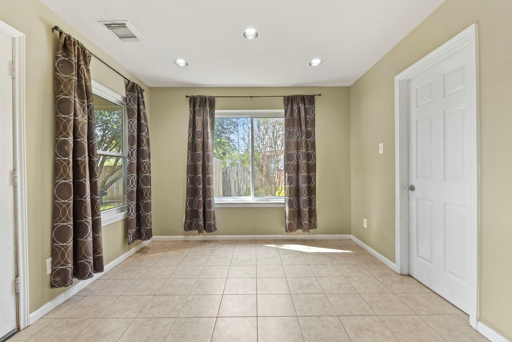 5406 Gate Canyon Court Property Photo 8