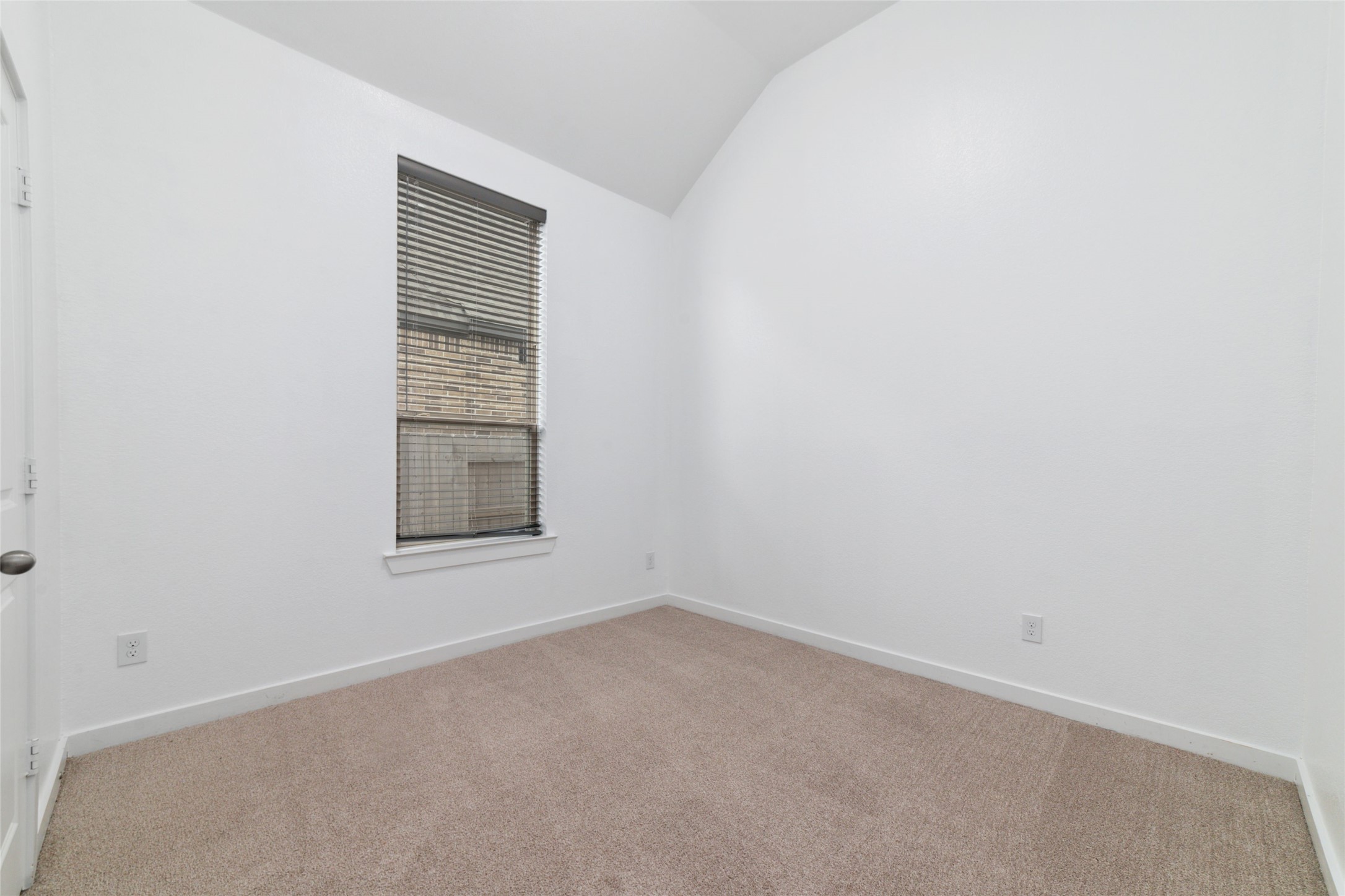 7315 Camden Crestwood Way Property Photo 28