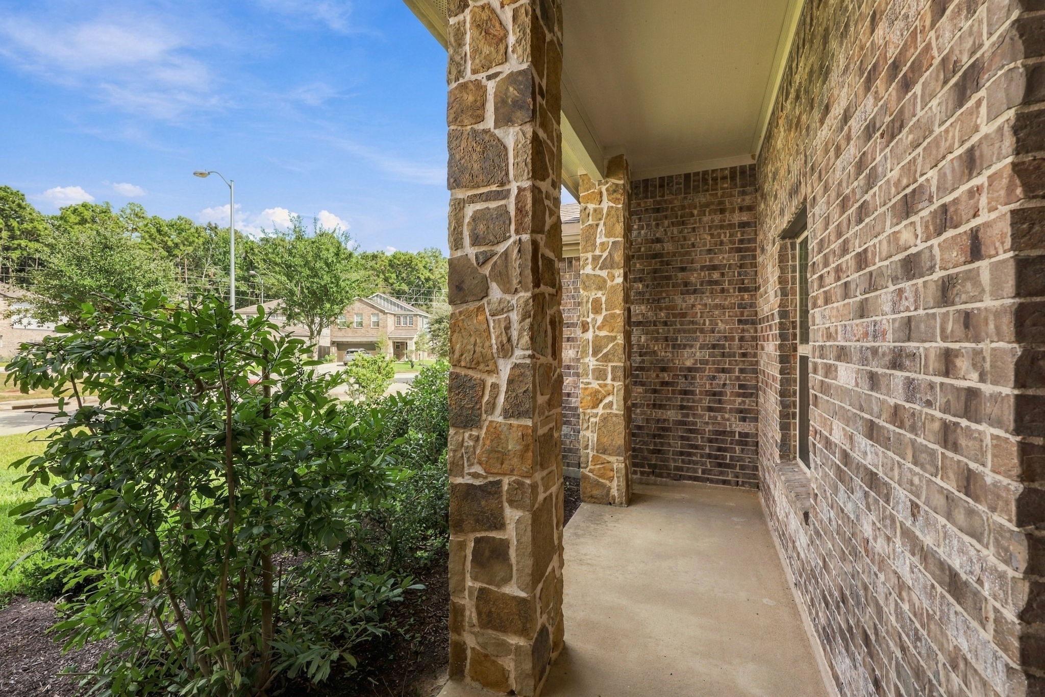 154 Valiant Ridge Trail Property Photo 3
