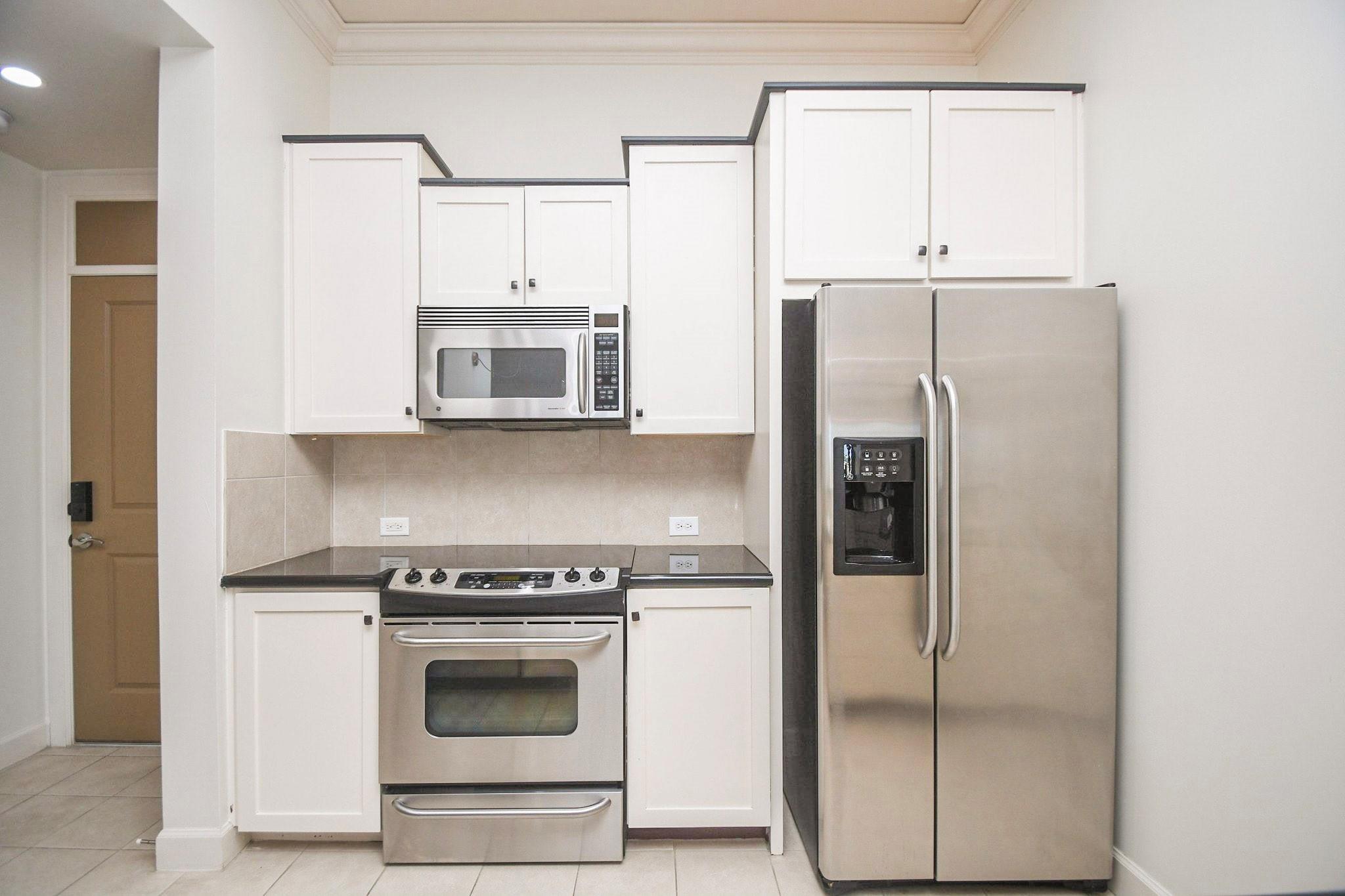 1900 Genesee Street 409 Property Photo 11