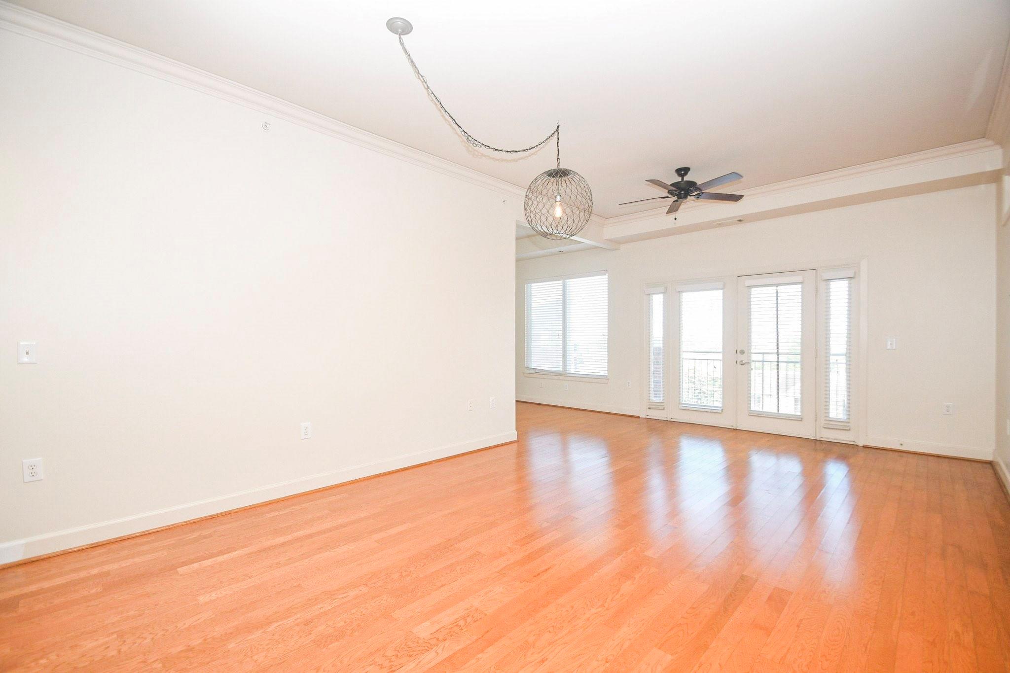 1900 Genesee Street 409 Property Photo 14