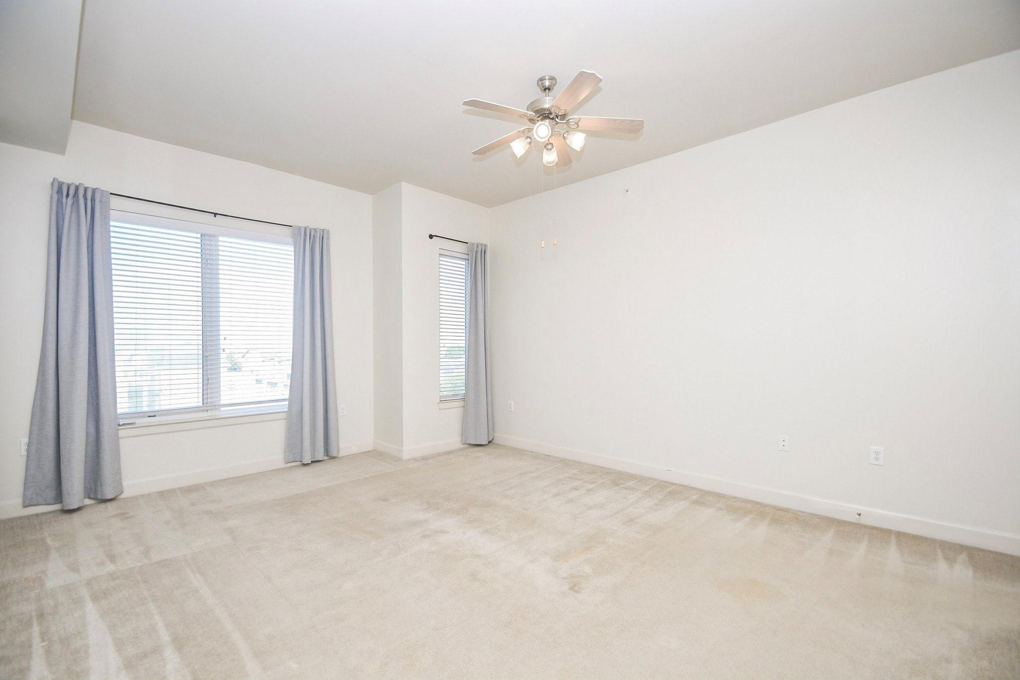 1900 Genesee Street 409 Property Photo 27