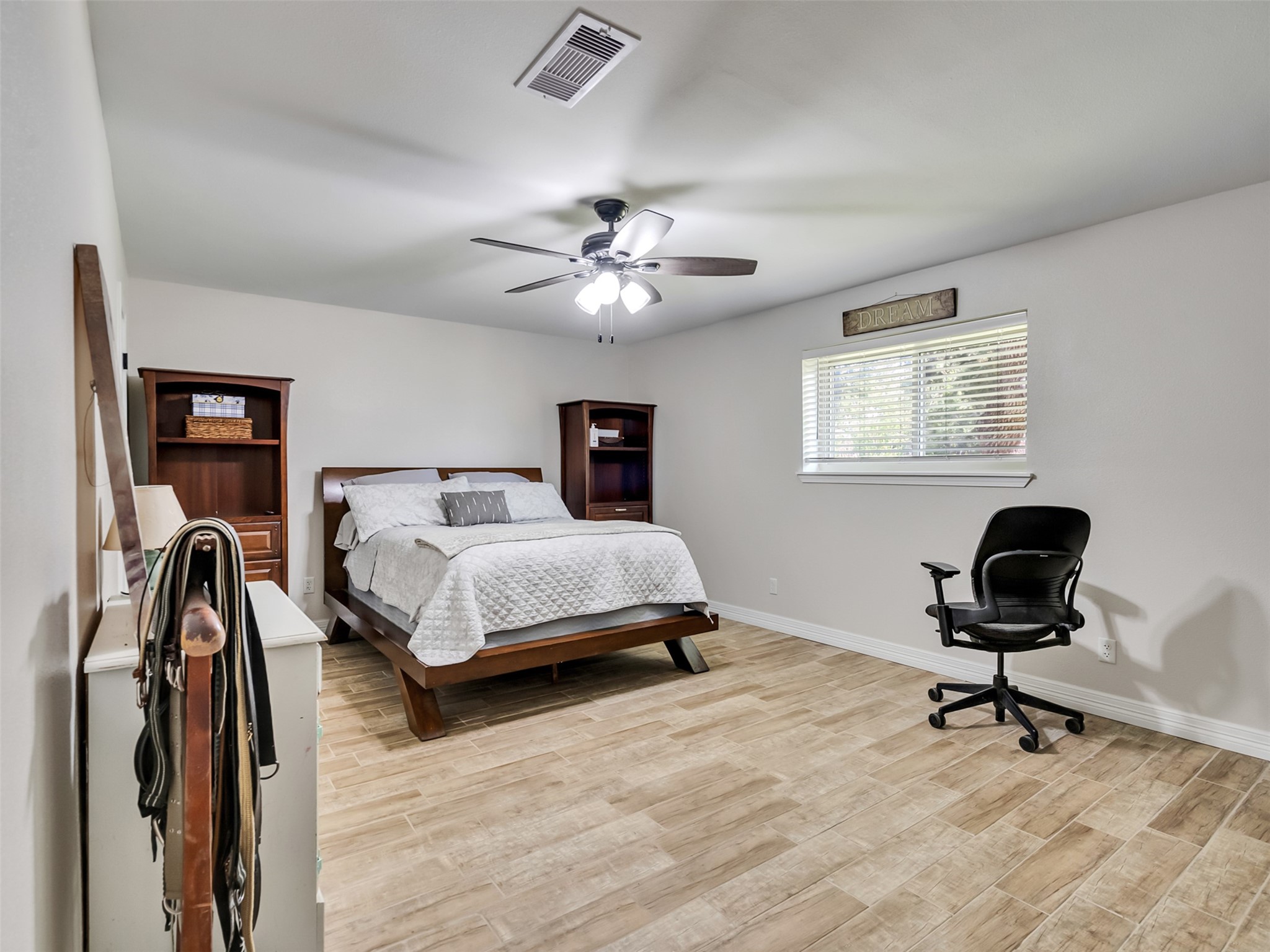 312 County Road 201 Property Photo 15
