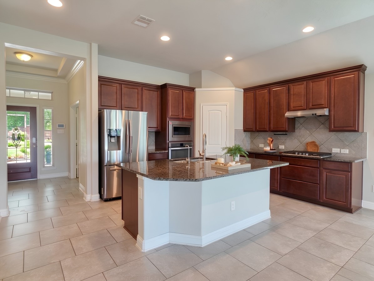 8206 Oxbow Manor Lane Property Photo 17