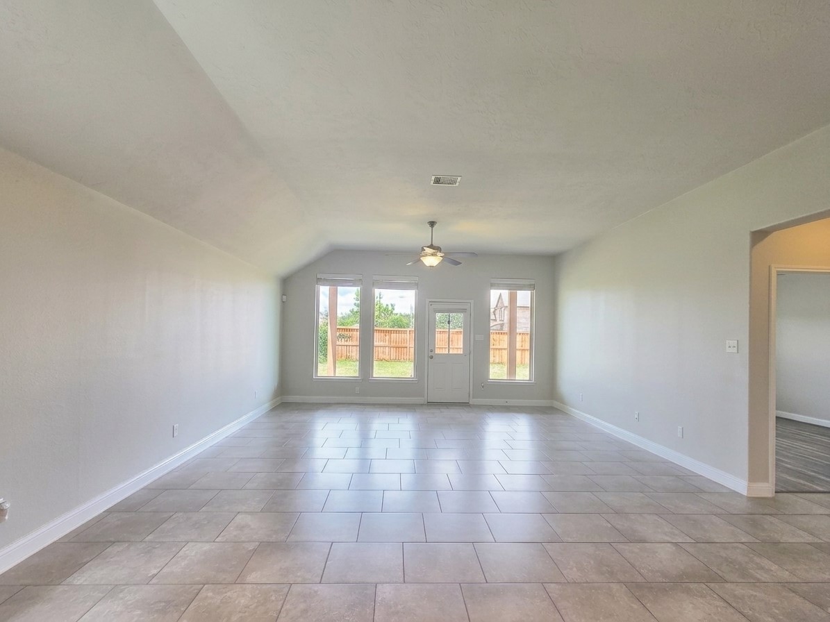8206 Oxbow Manor Lane Property Photo 22
