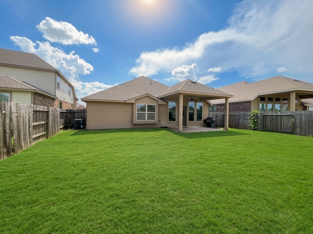 8206 Oxbow Manor Lane Property Photo 38