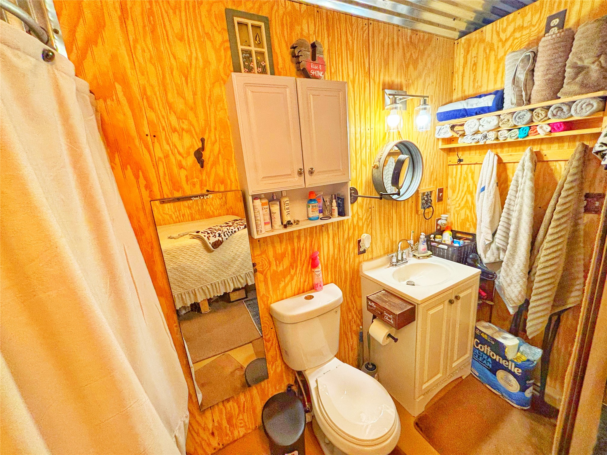 603 Oak Hallow Property Photo 11