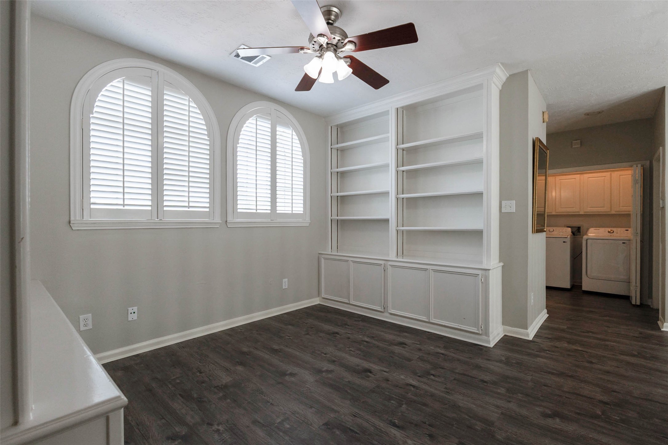 12819 Kingsbridge Lane Property Photo 28