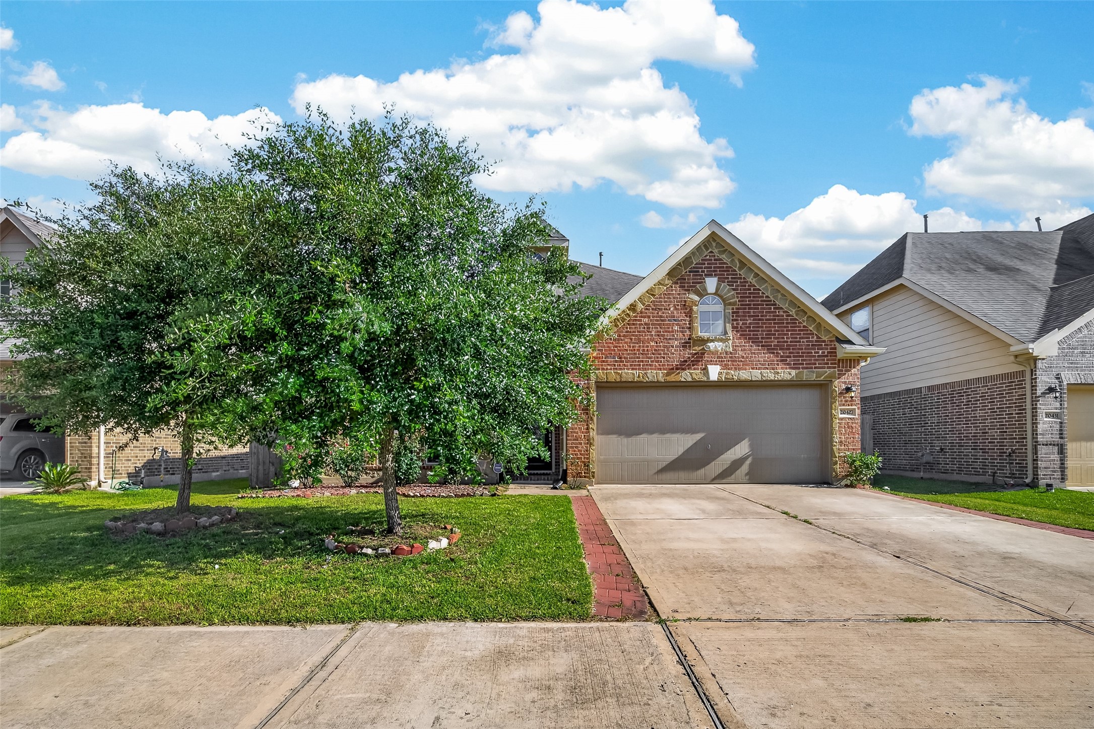 20427 Alpine Meadow Place Property Photo 3