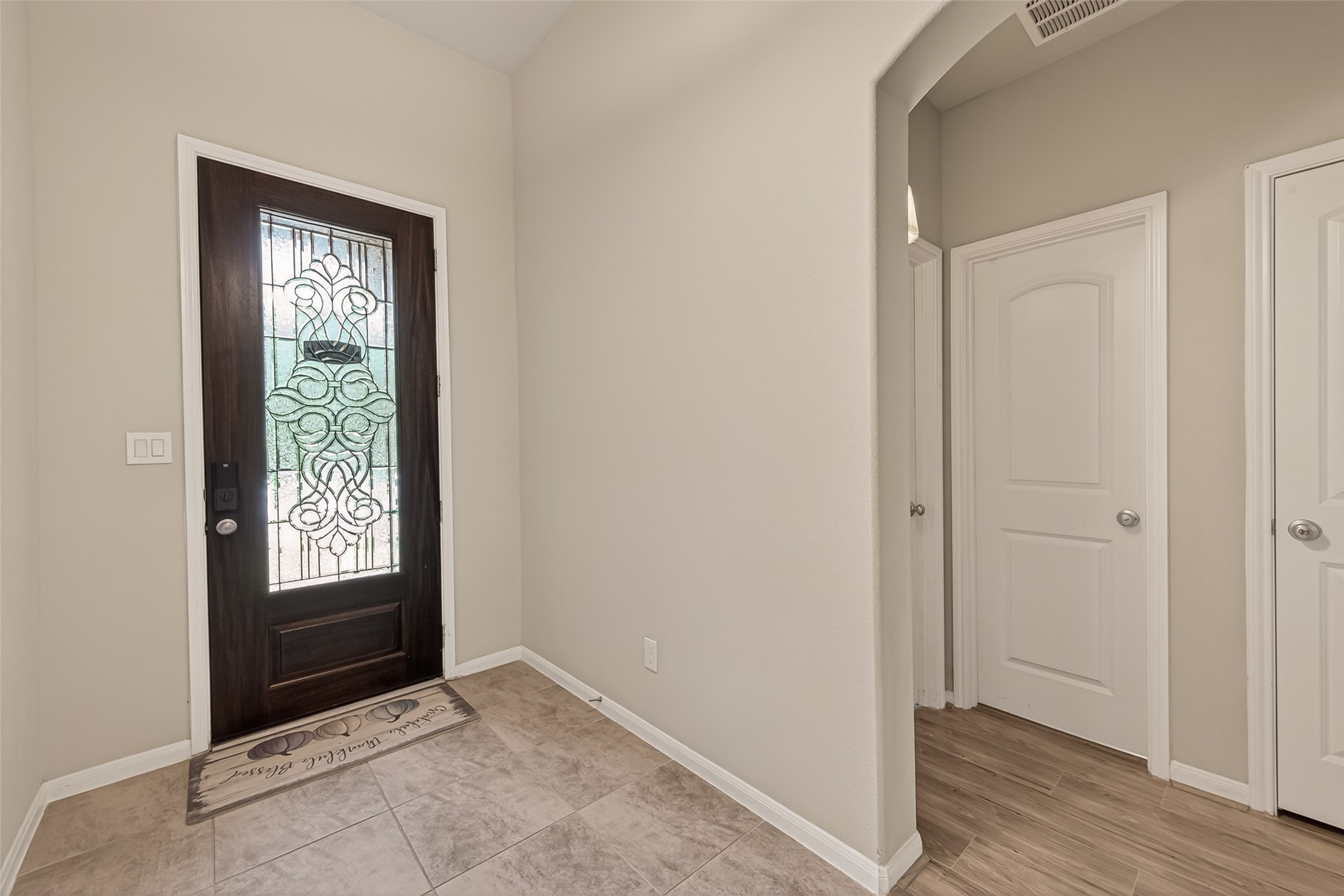 20427 Alpine Meadow Place Property Photo 5