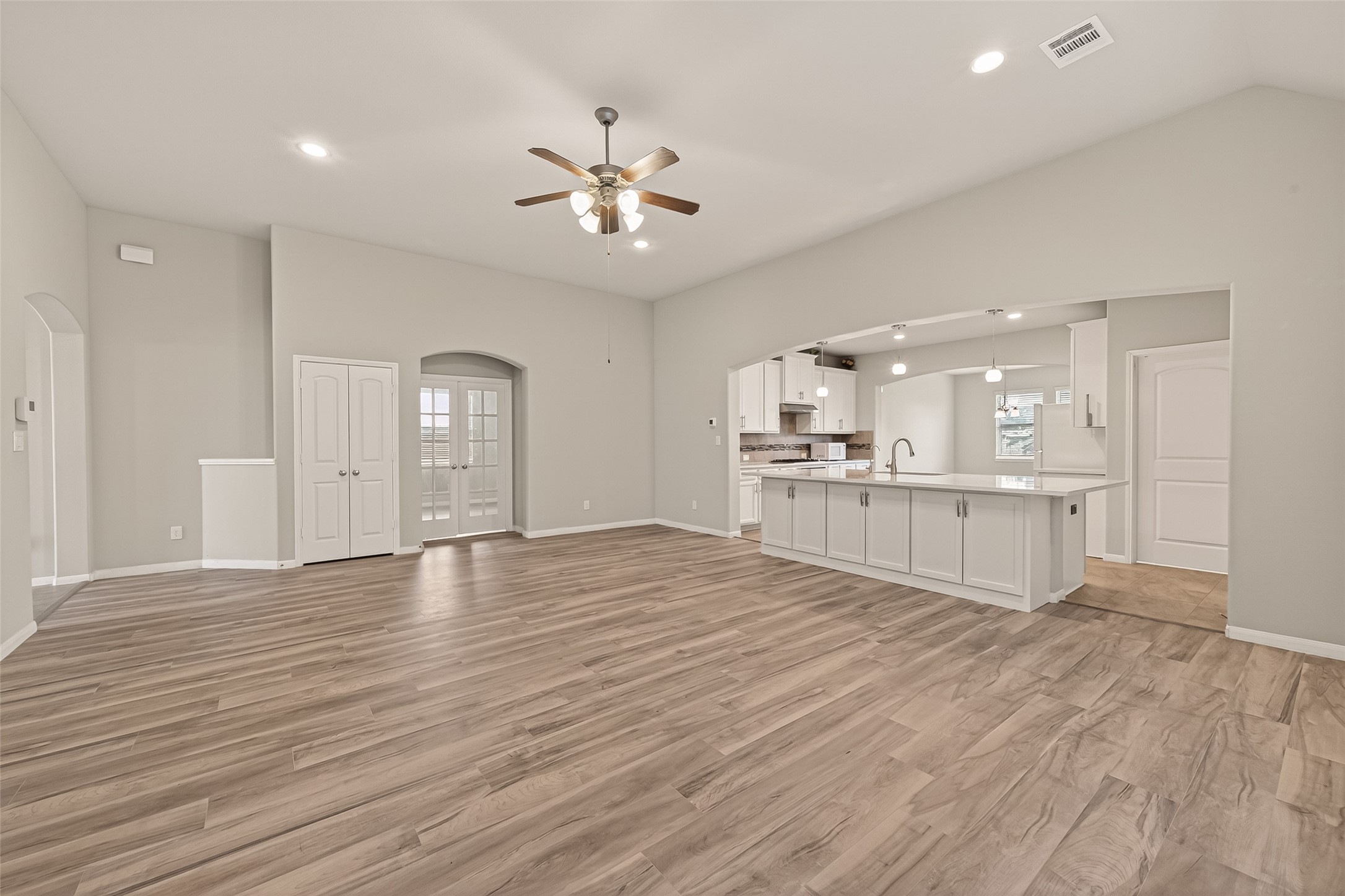 20427 Alpine Meadow Place Property Photo 10
