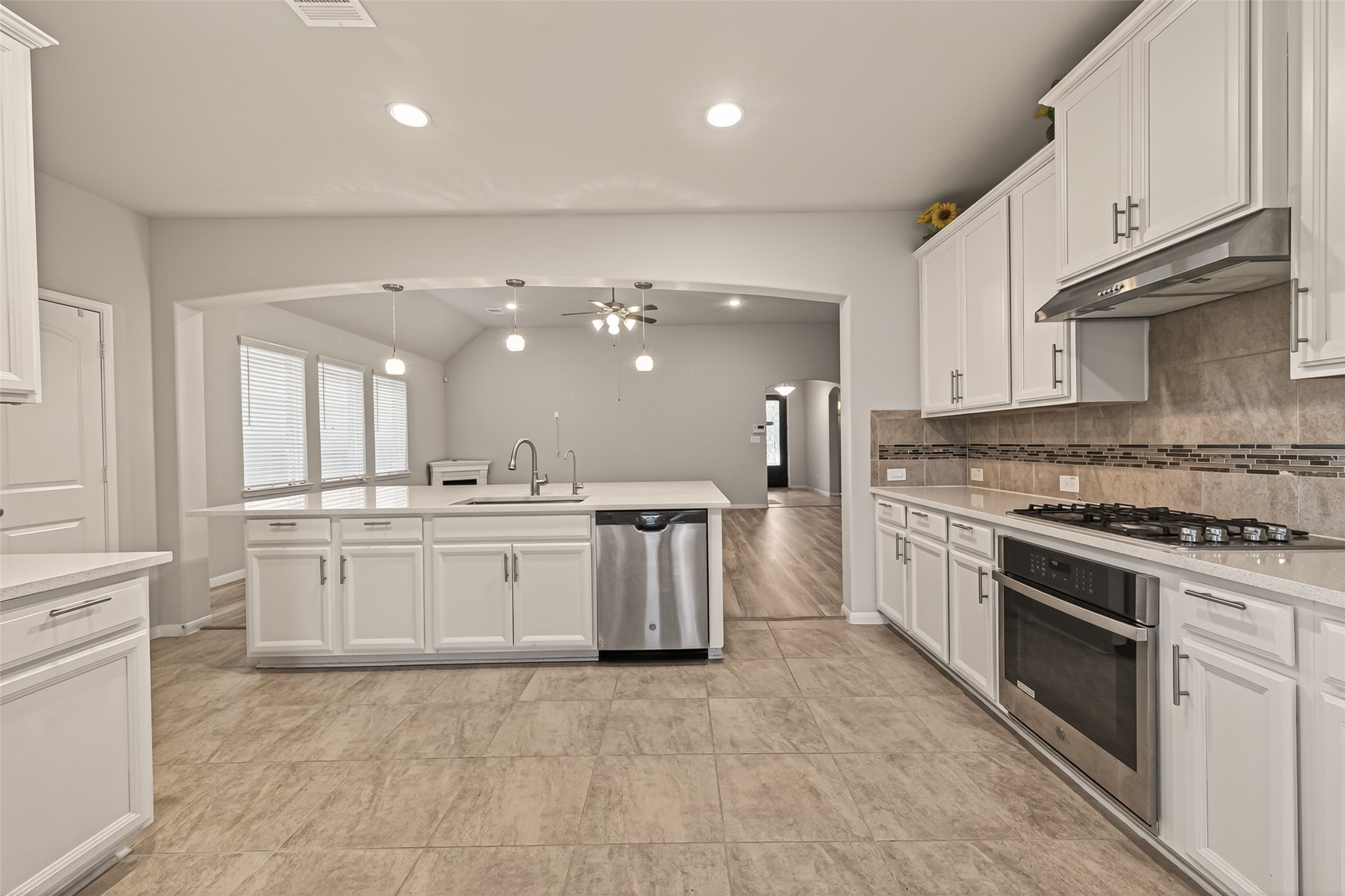 20427 Alpine Meadow Place Property Photo 15