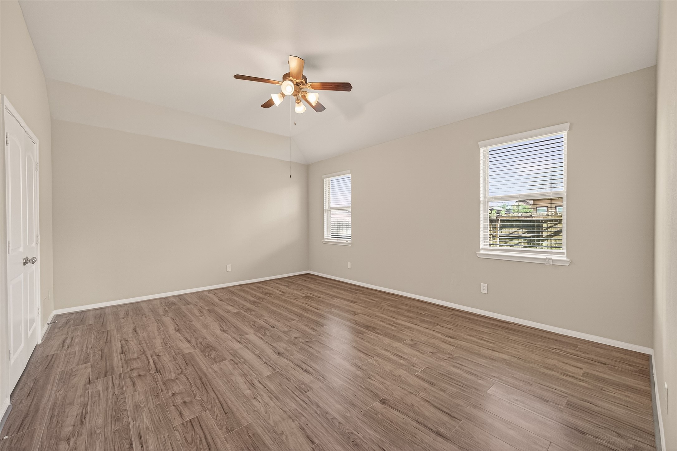 20427 Alpine Meadow Place Property Photo 29