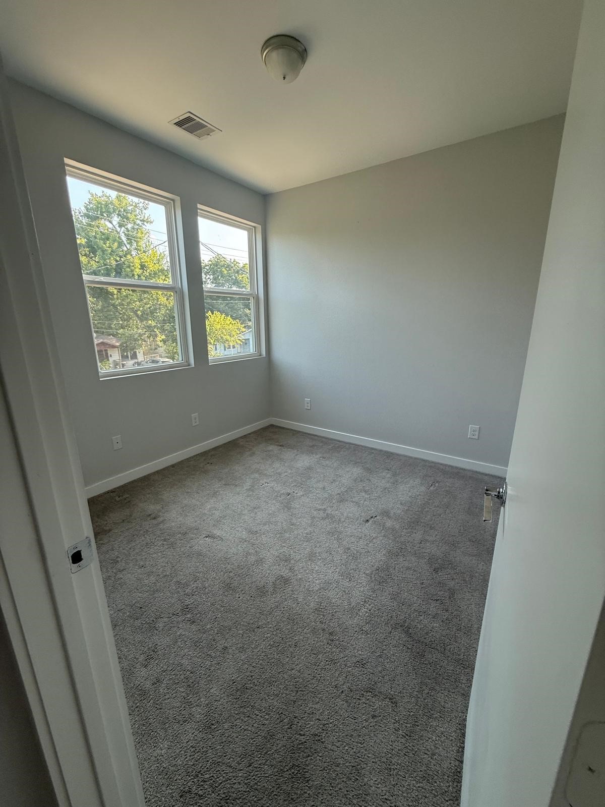4923 Higgins St Street Property Photo 13