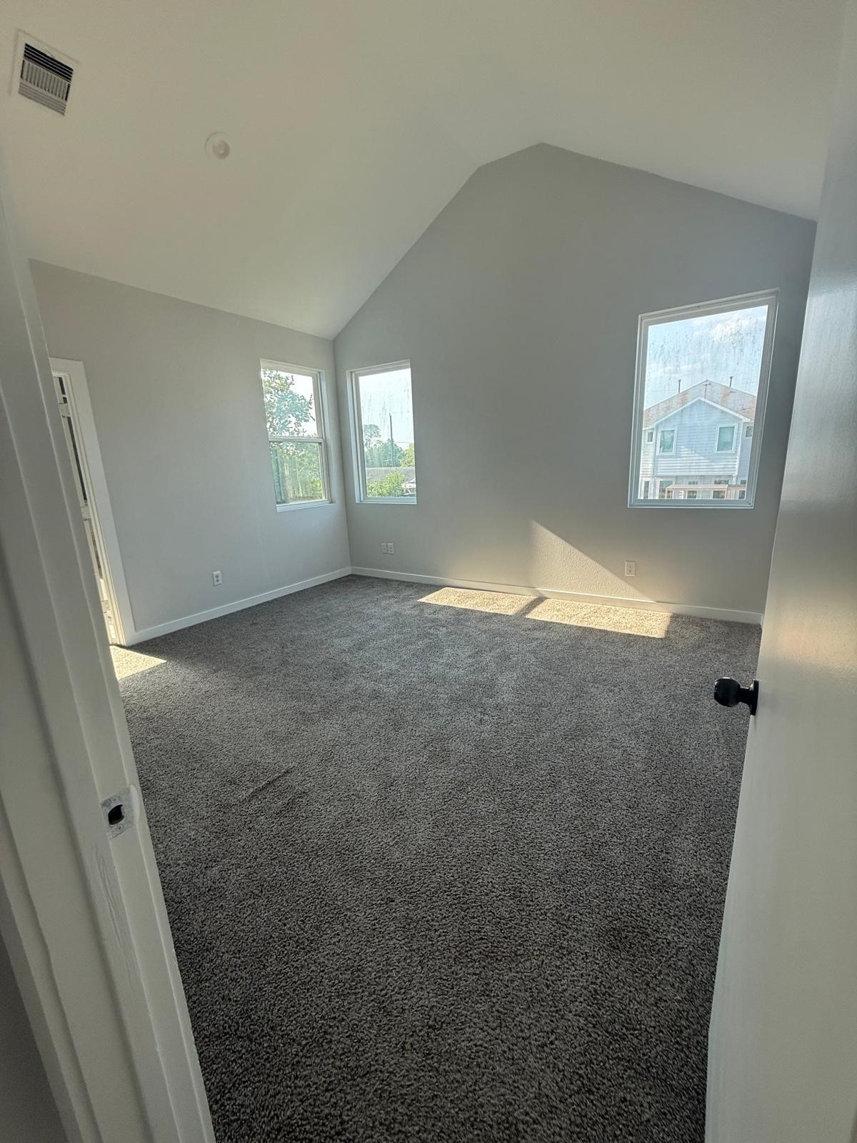 4923 Higgins St Street Property Photo 15