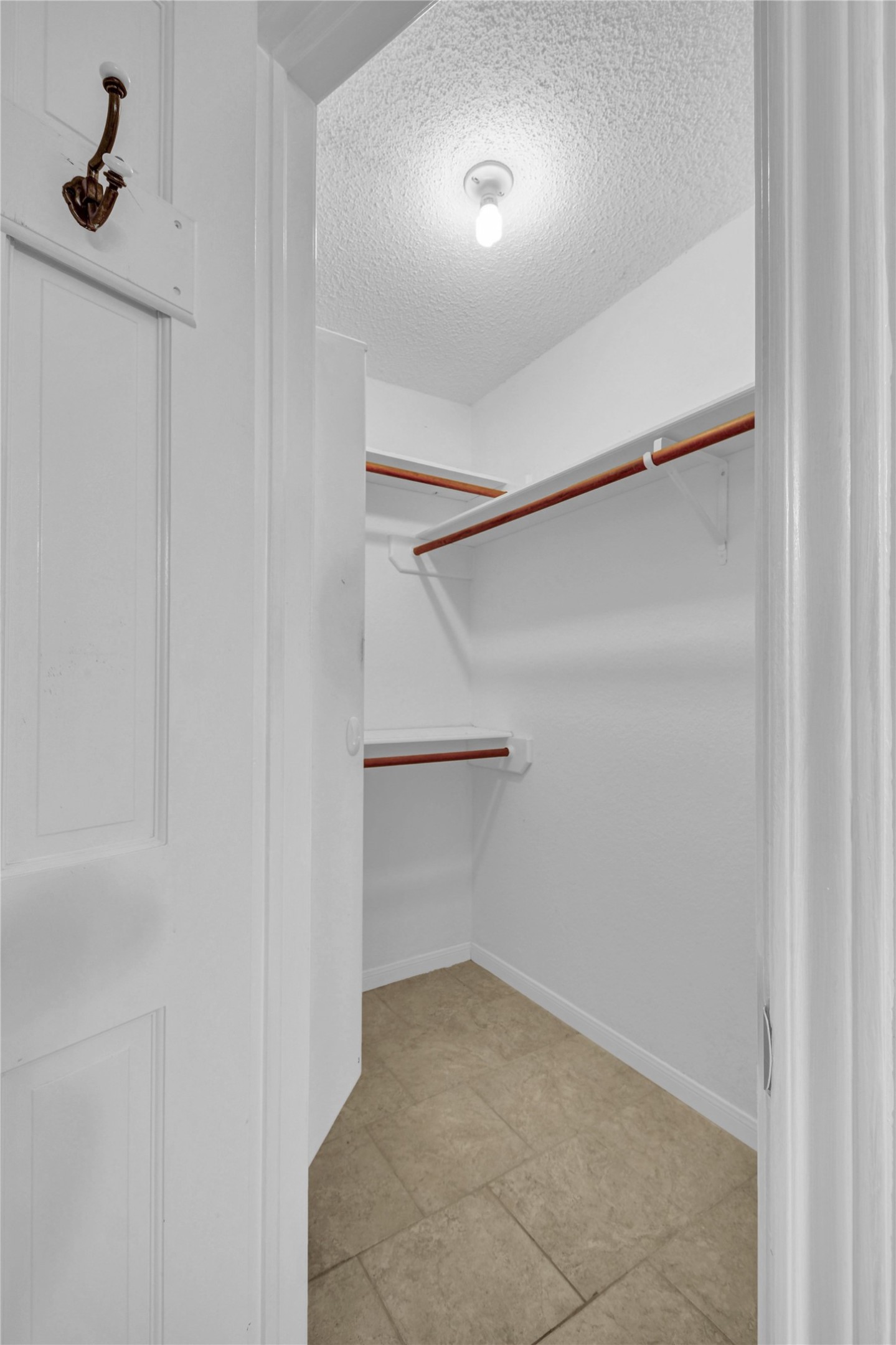 235 S Amherst Drive Property Photo 27