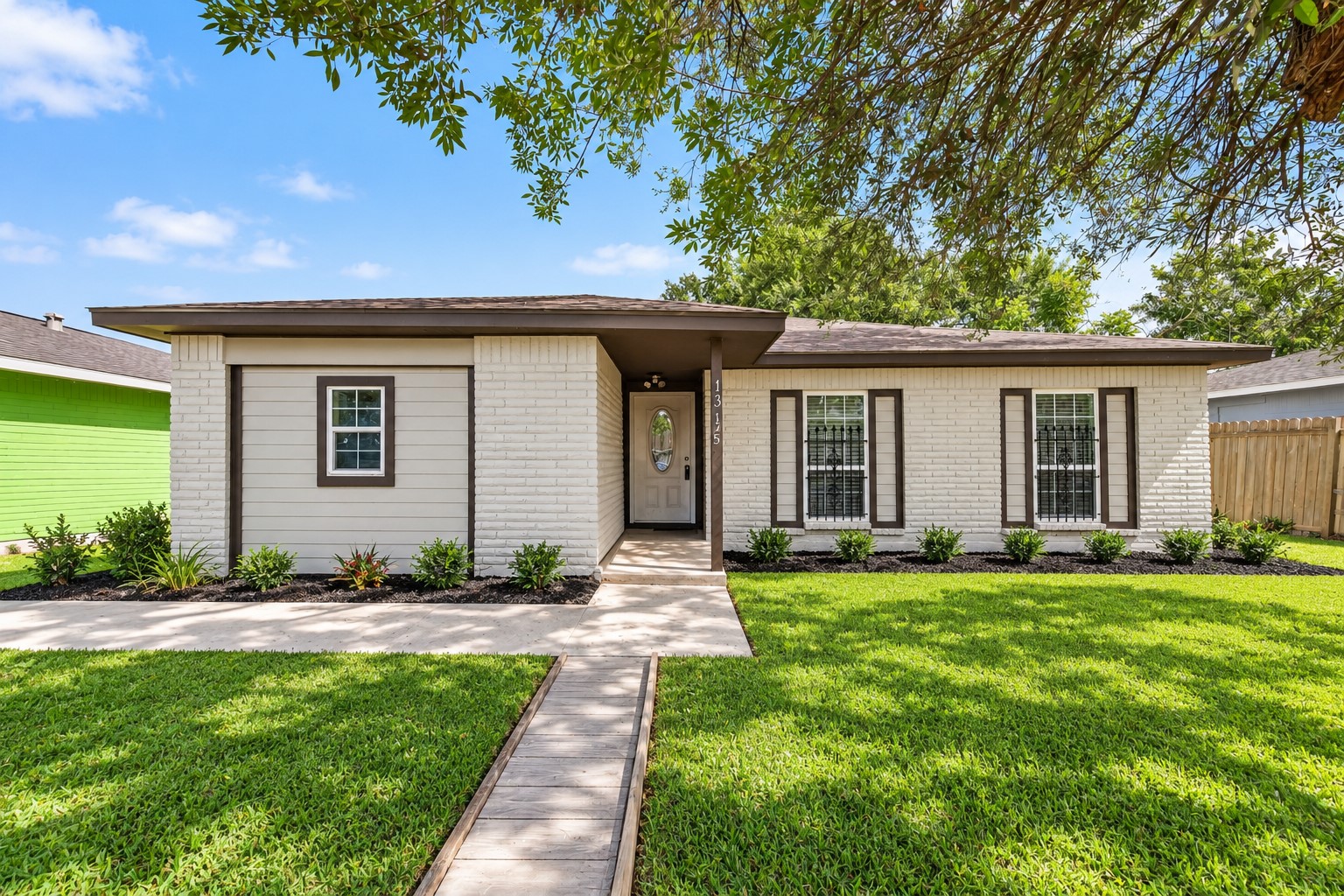 4845 E Ridge Creek Drive Property Photo 1