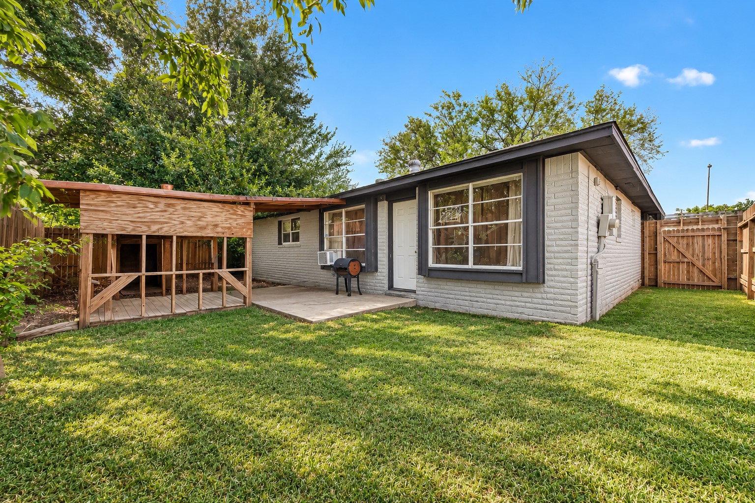 4845 E Ridge Creek Drive Property Photo 11
