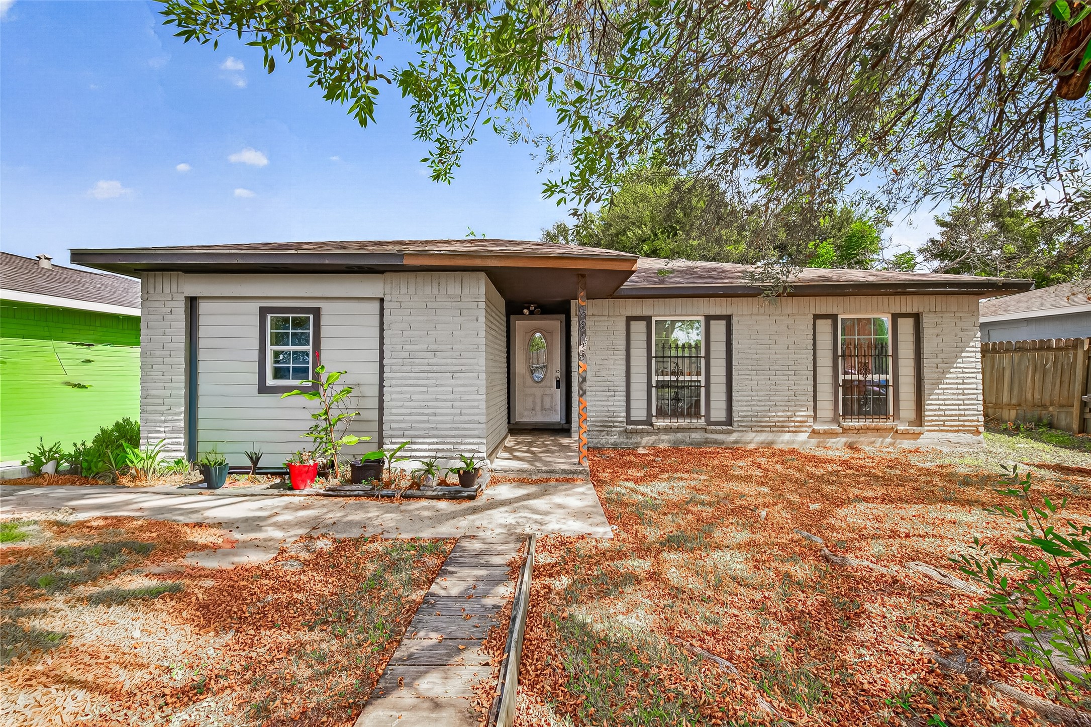 4845 E Ridge Creek Drive Property Photo 13
