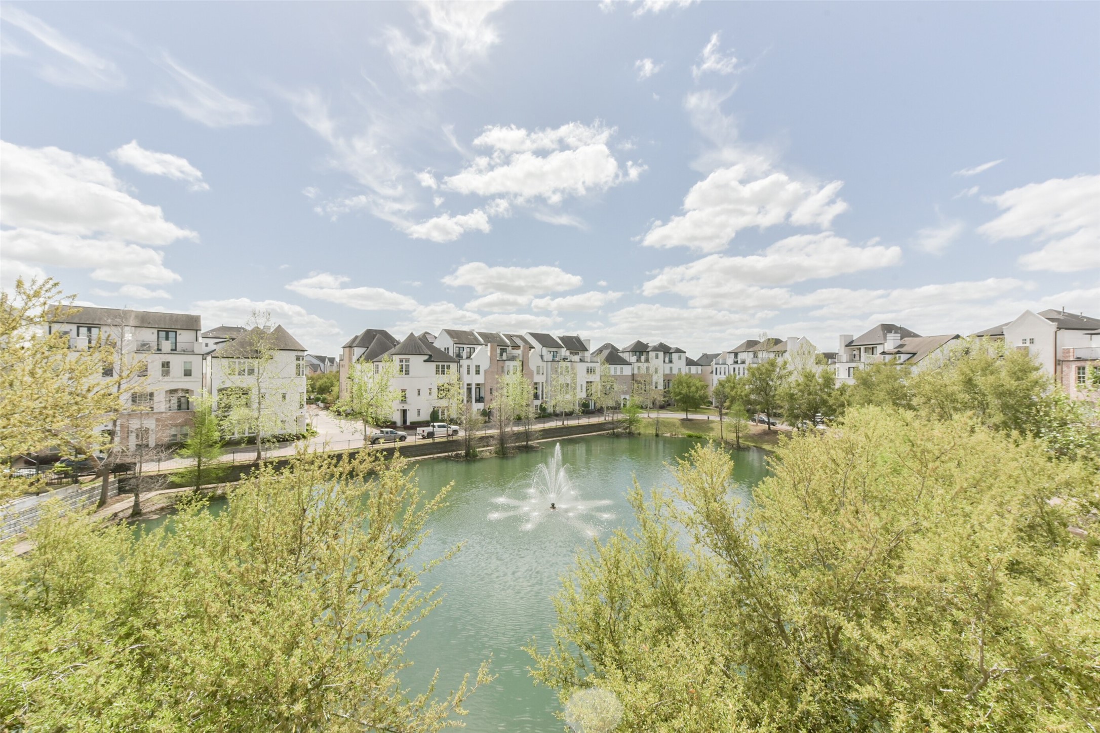 9450 London Bridge Station Property Photo