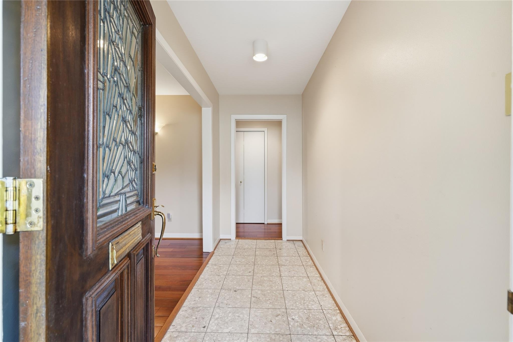 9811 Greenwillow Street, Houston Tx 77096 Property Photo 18
