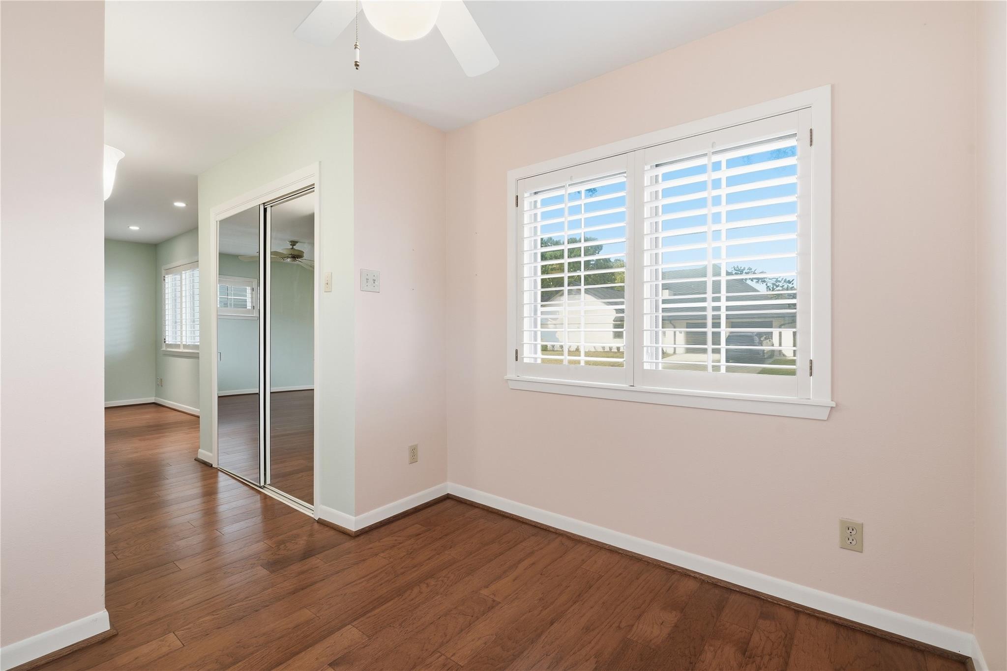 9811 Greenwillow Street, Houston Tx 77096 Property Photo 33