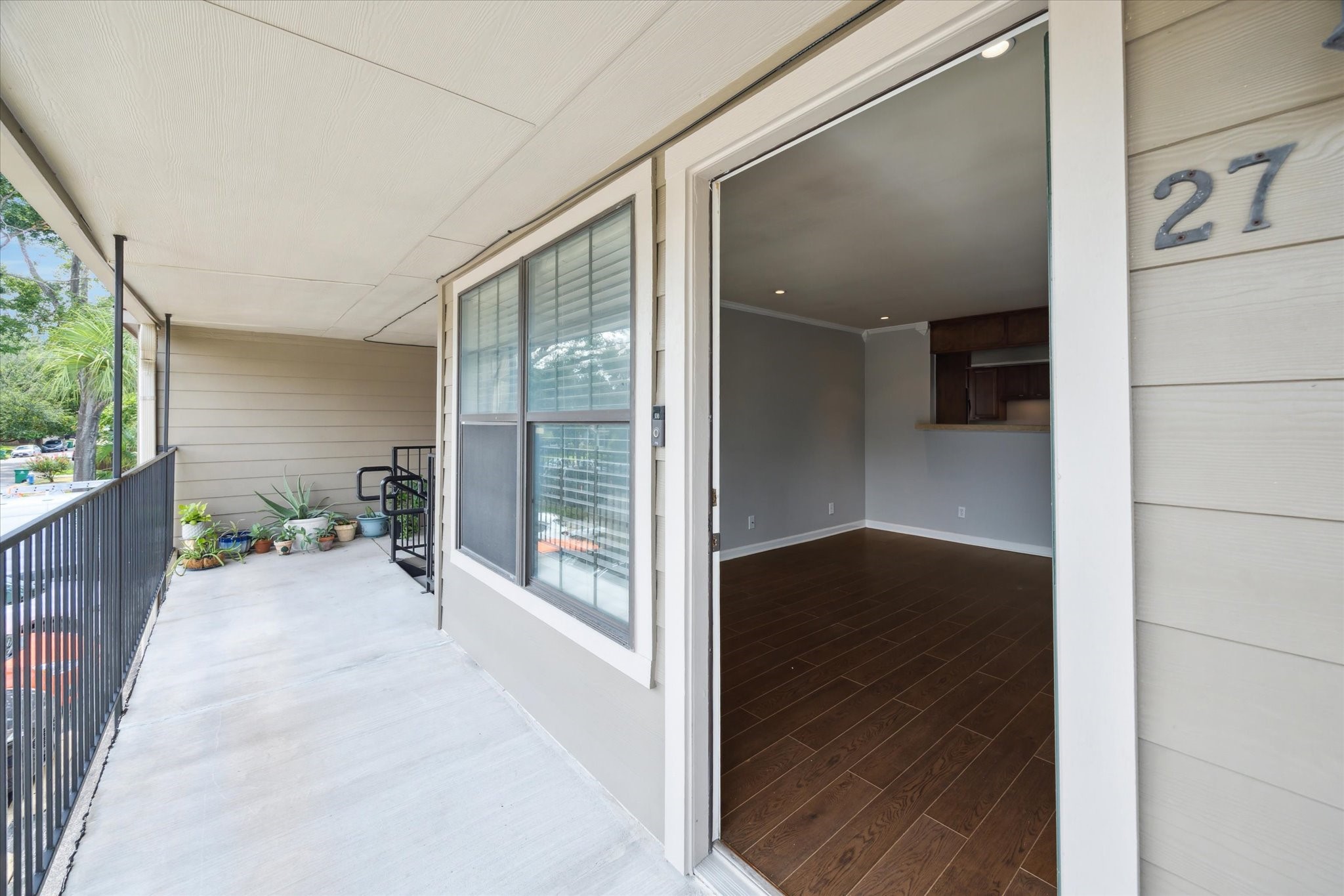 606 Marshall Street B27 Property Photo 1