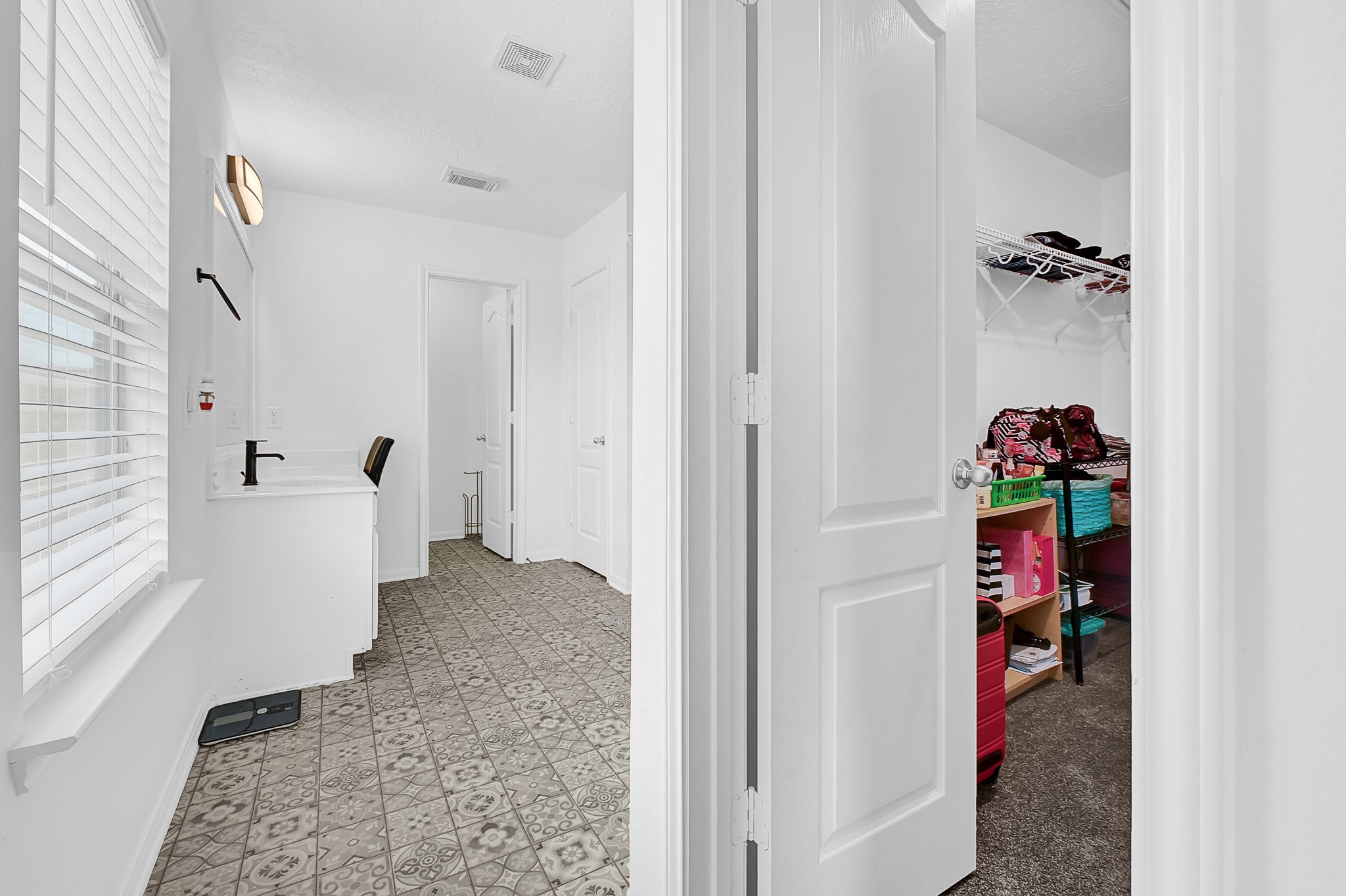 29207 Legends Hill Drive Property Photo 11