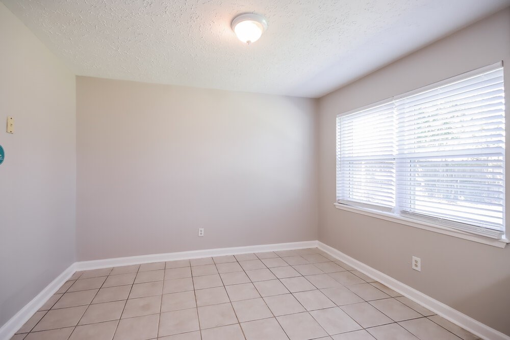502 Hildred Avenue Property Photo 5