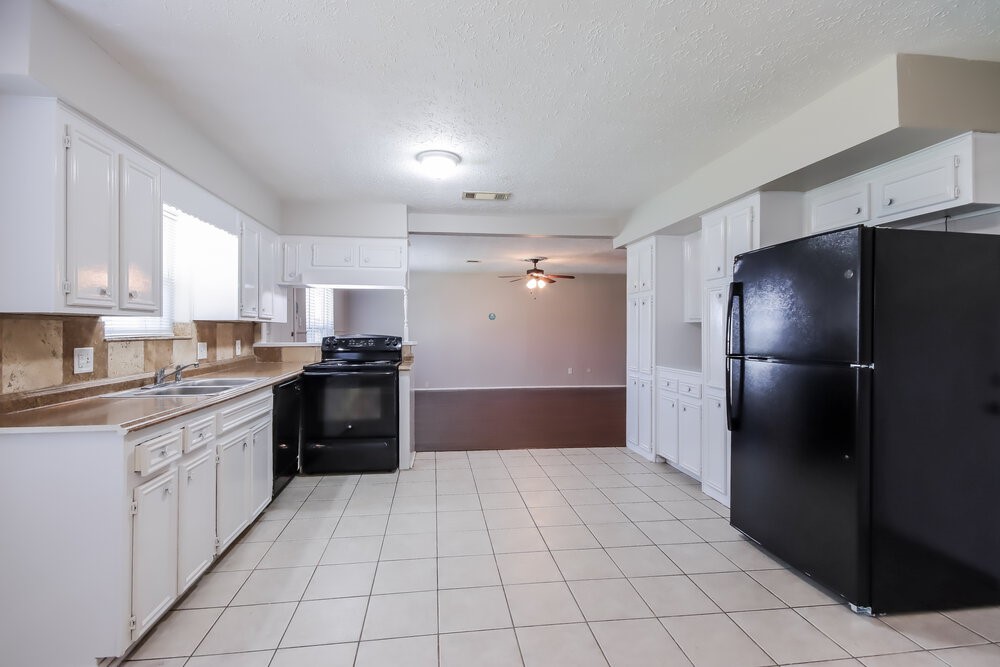 502 Hildred Avenue Property Photo 6