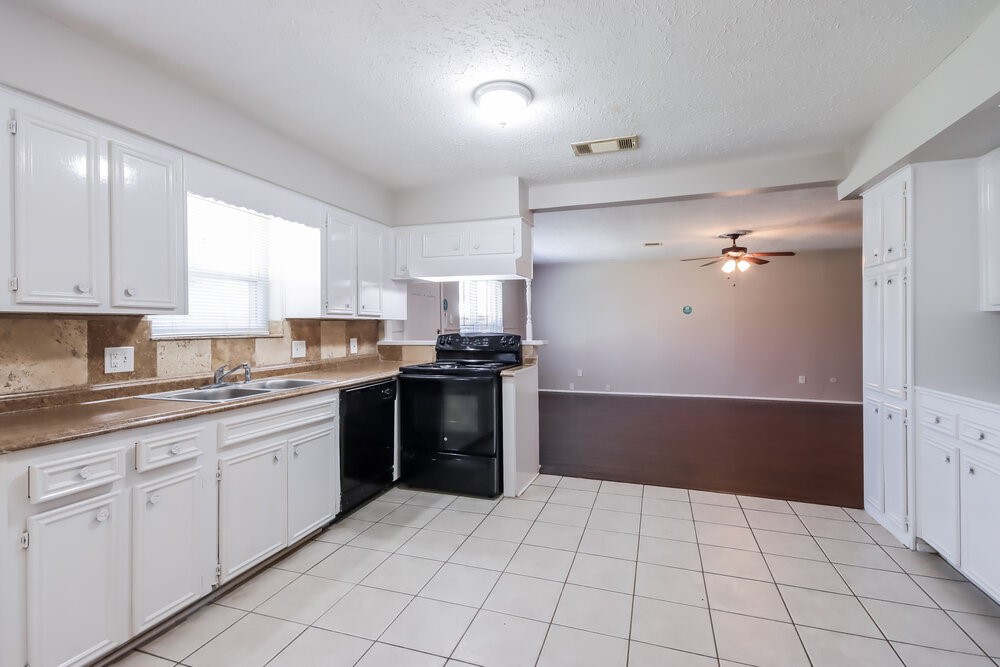 502 Hildred Avenue Property Photo 7
