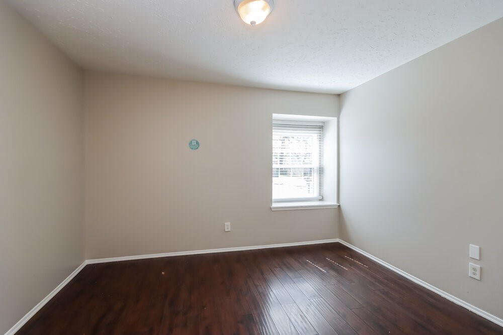 502 Hildred Avenue Property Photo 11