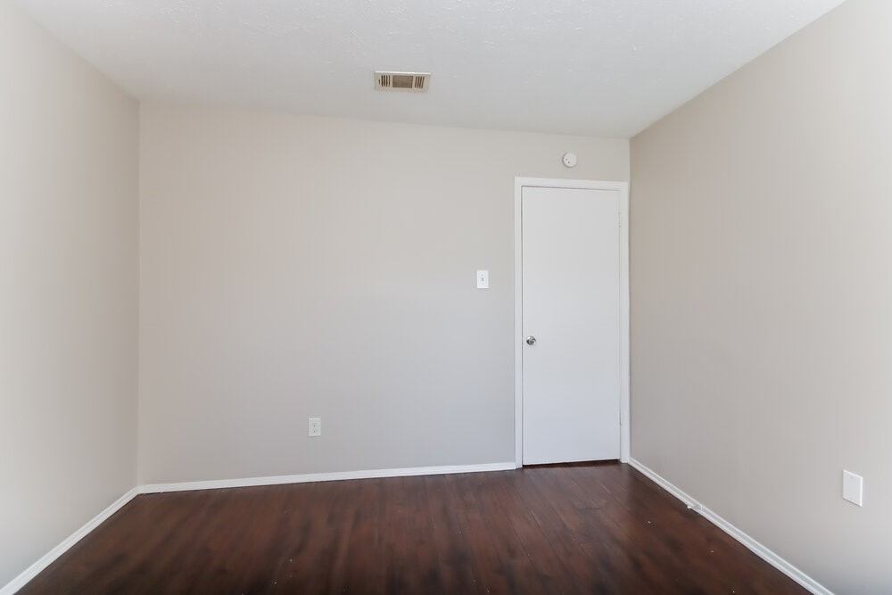 502 Hildred Avenue Property Photo 14
