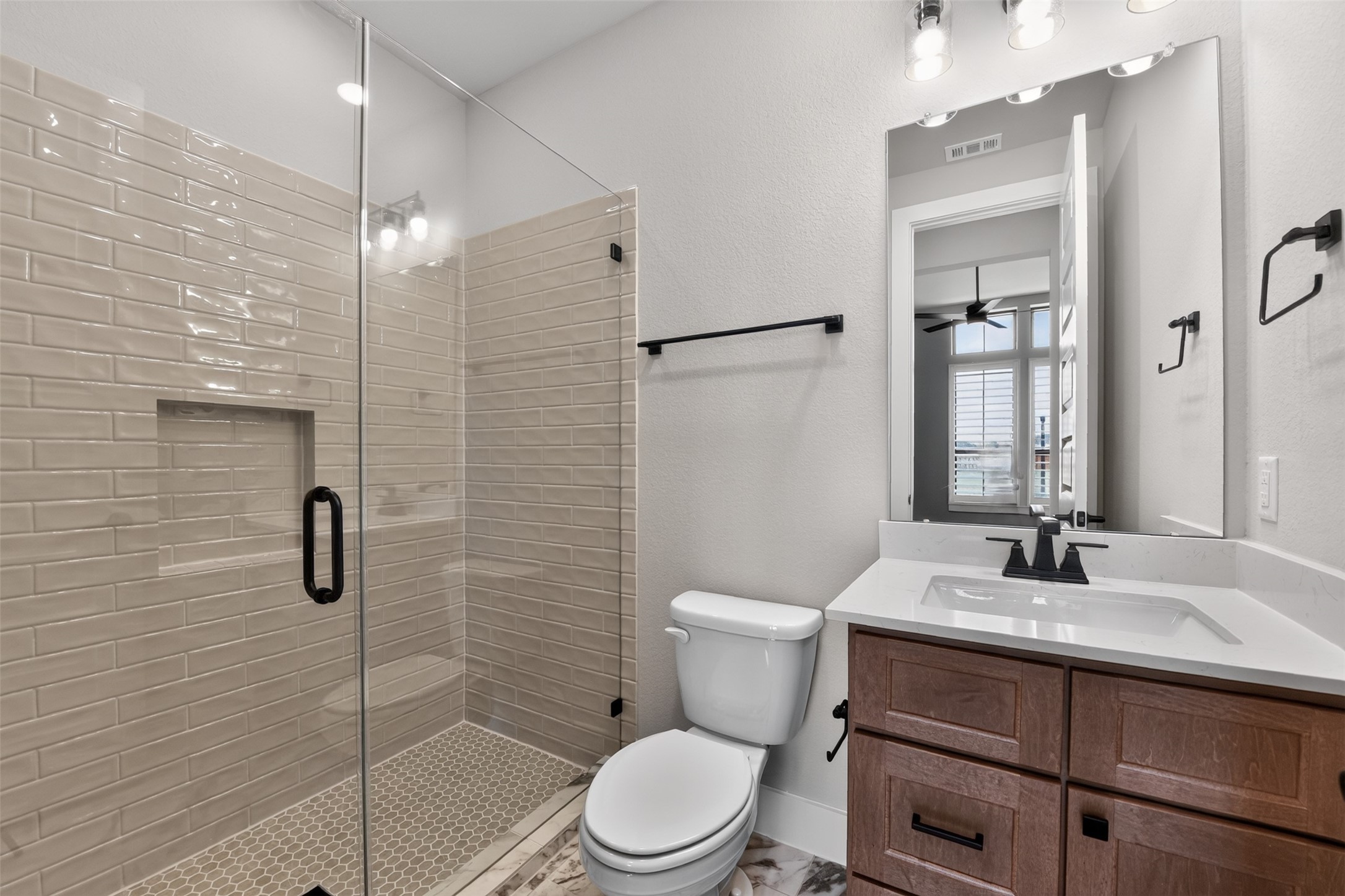 4616 Sterling Springs Dr Drive Property Photo 39