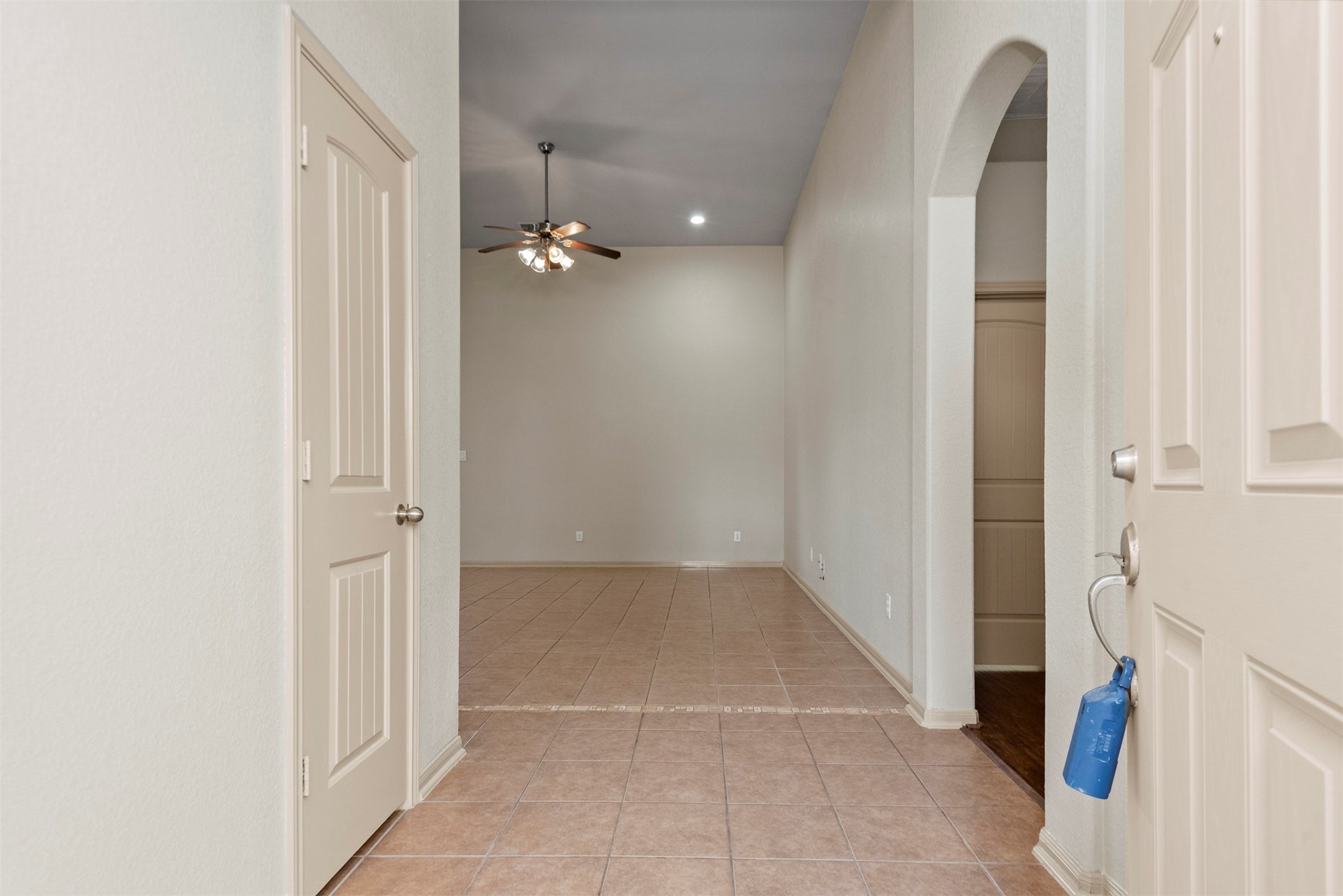 8734 Auburn Mane Drive Property Photo 4