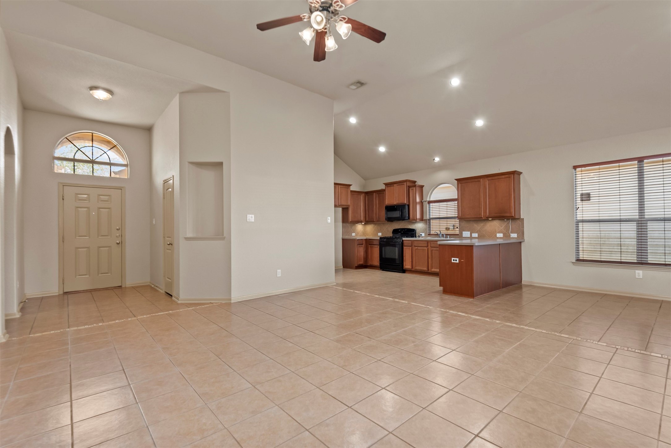 8734 Auburn Mane Drive Property Photo 6
