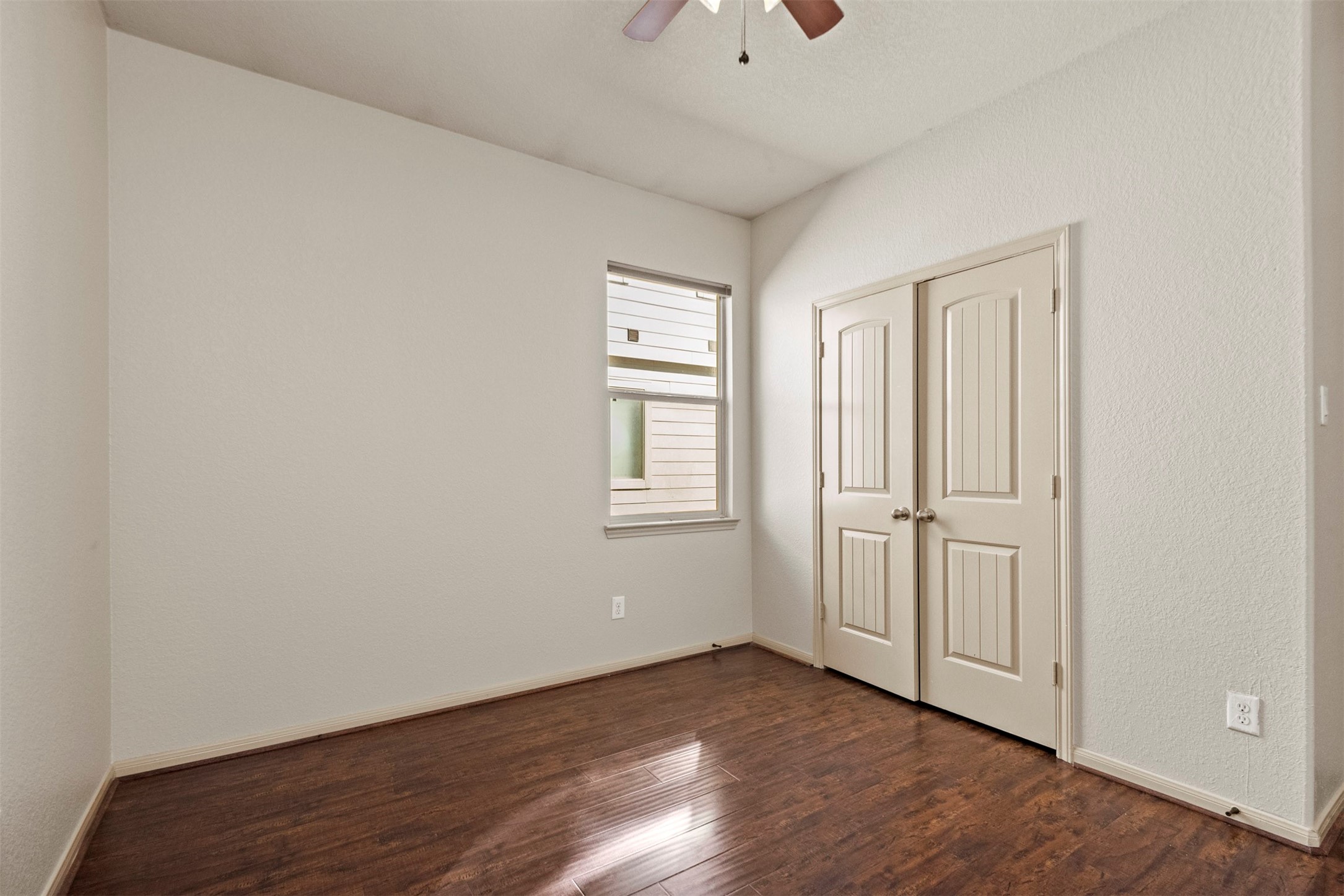 8734 Auburn Mane Drive Property Photo 20