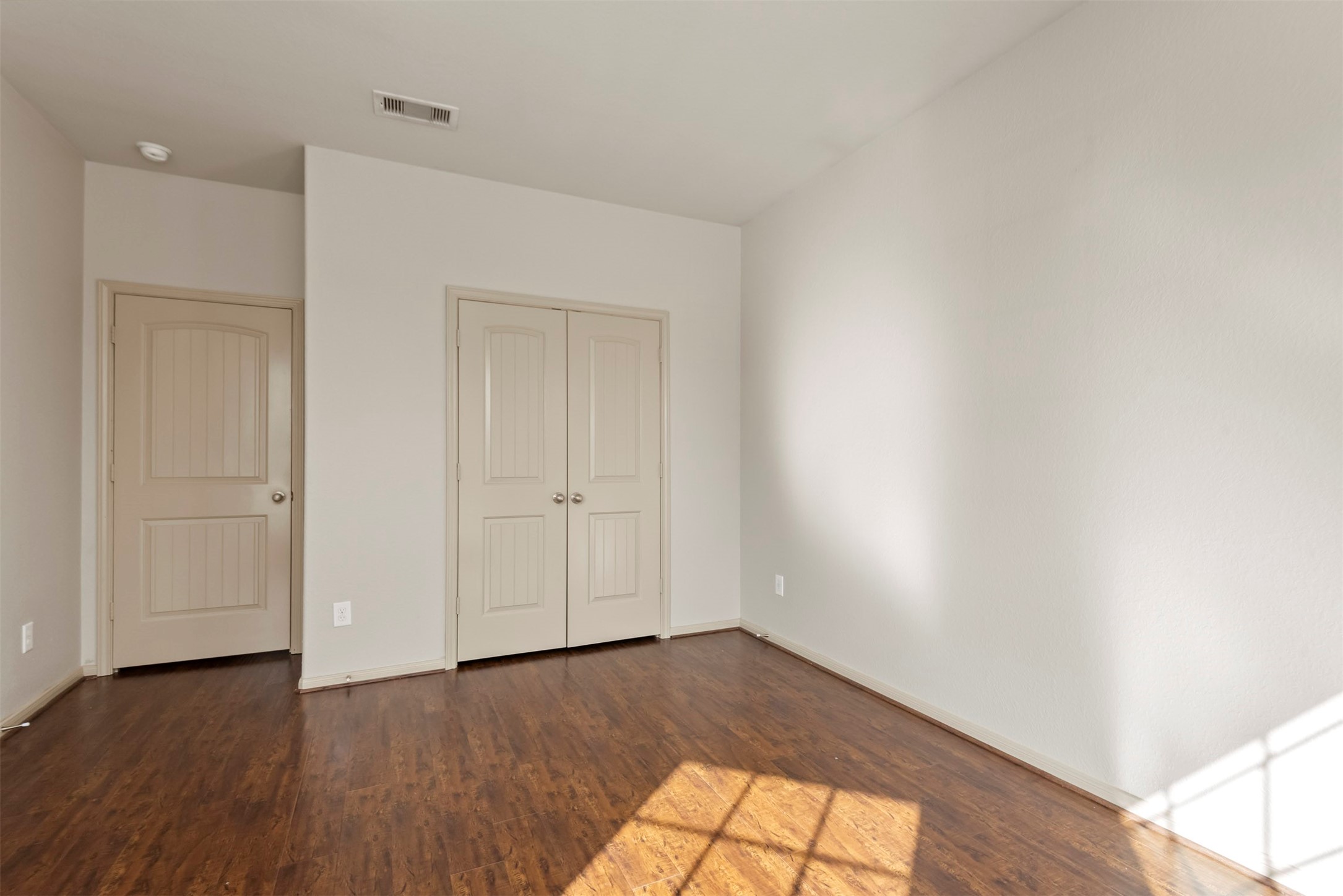 8734 Auburn Mane Drive Property Photo 21