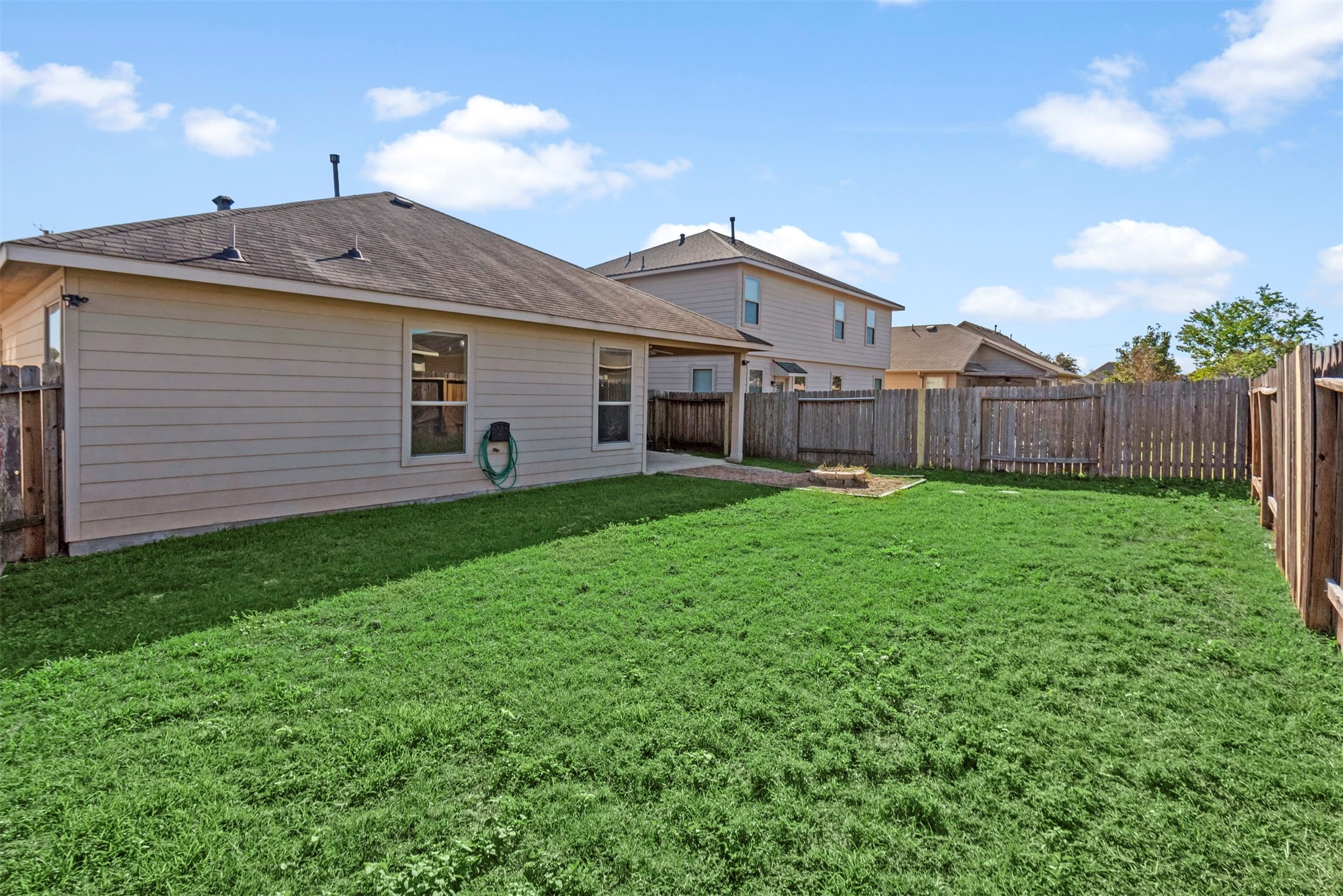 8734 Auburn Mane Drive Property Photo 26